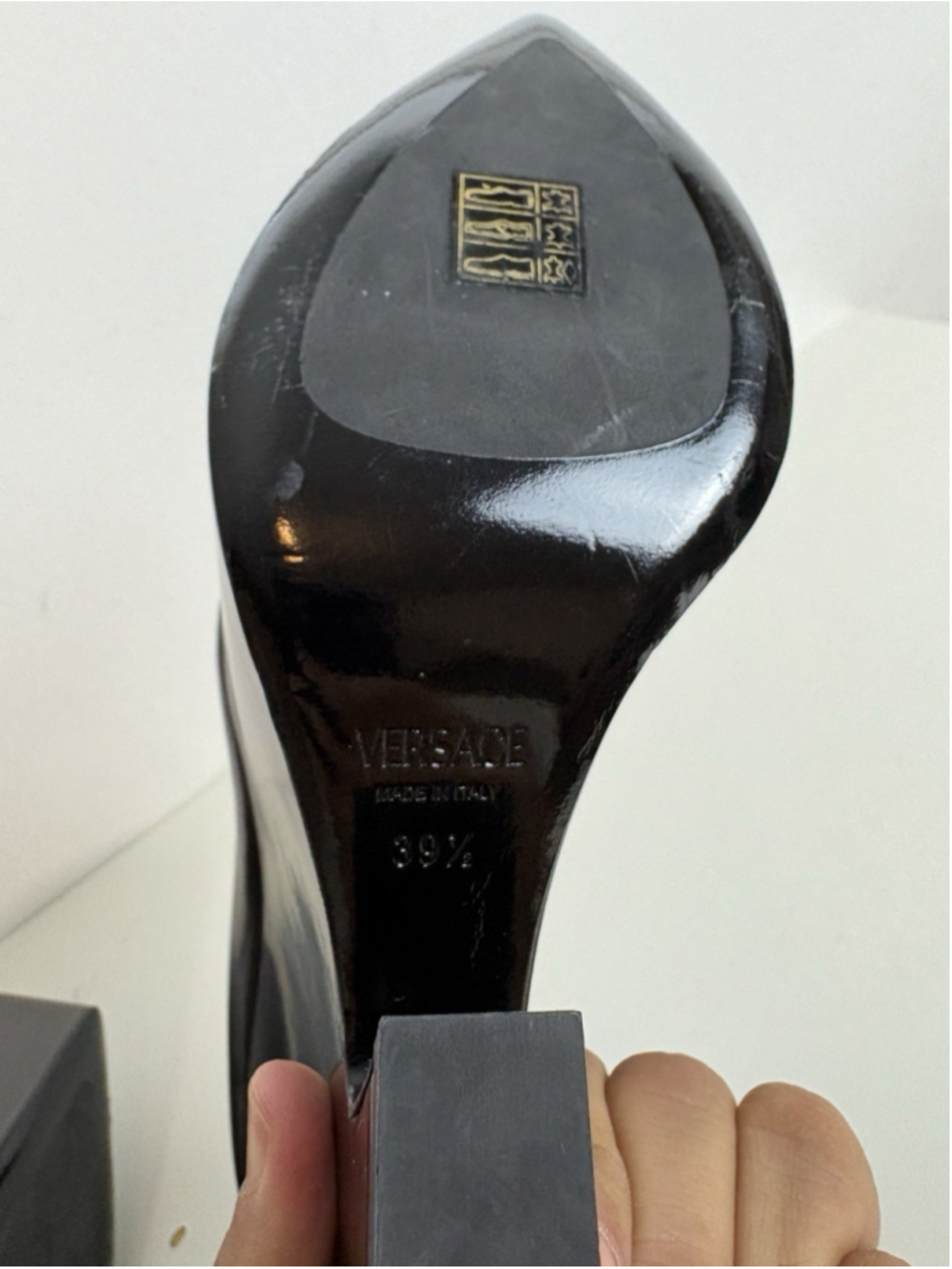 Versace Tempest Platform Pumps Black High Heels Leather Pointed Toe IT 39.5 - Picture 13 of 14